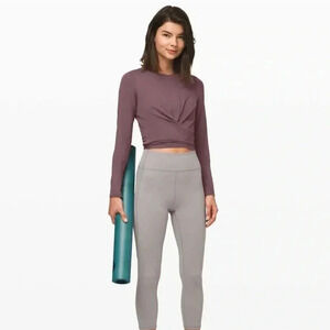 Lululemon Time to Restore Long Sleeve Antique Bark Mauve Wrap Tie Top Crew
Sz4